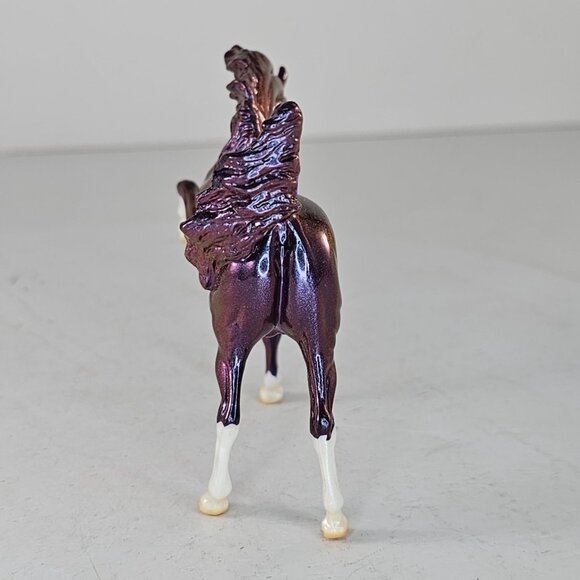 Breyer Twist Christmas Stablemate 2022 Merry N Bright Limited Edition Blind Bag - Picture 6 of 8